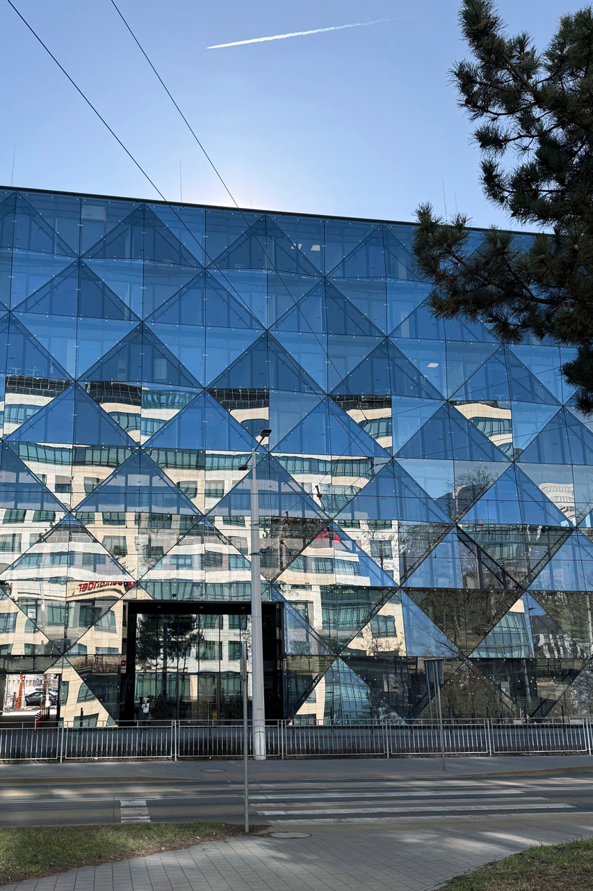 Robotnicza 42A, Wrocław
